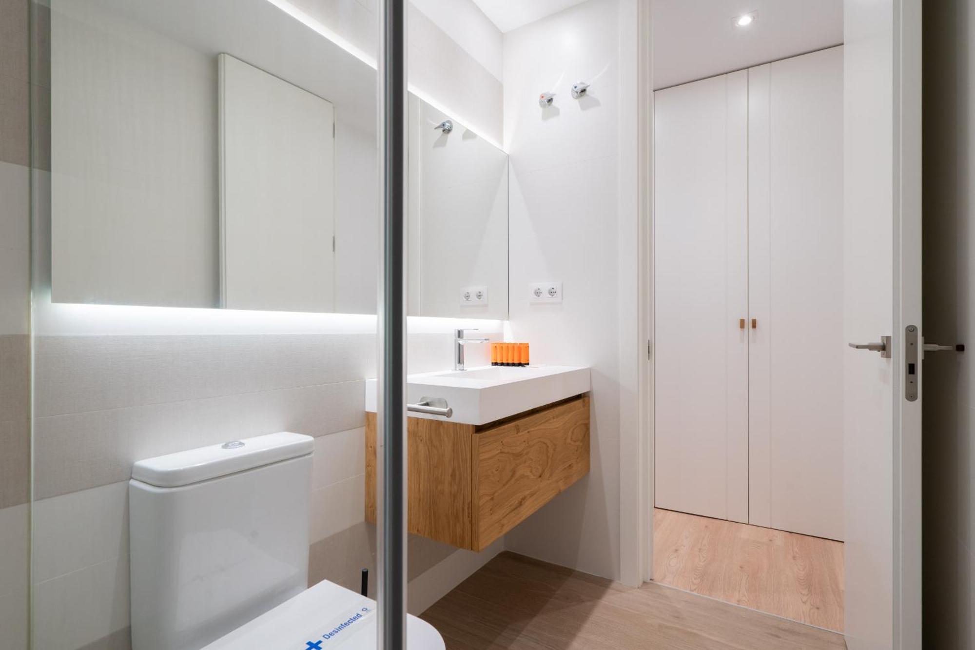 Apartamento Reformado De Lujo En Gran Via Daire Madrid Dış mekan fotoğraf