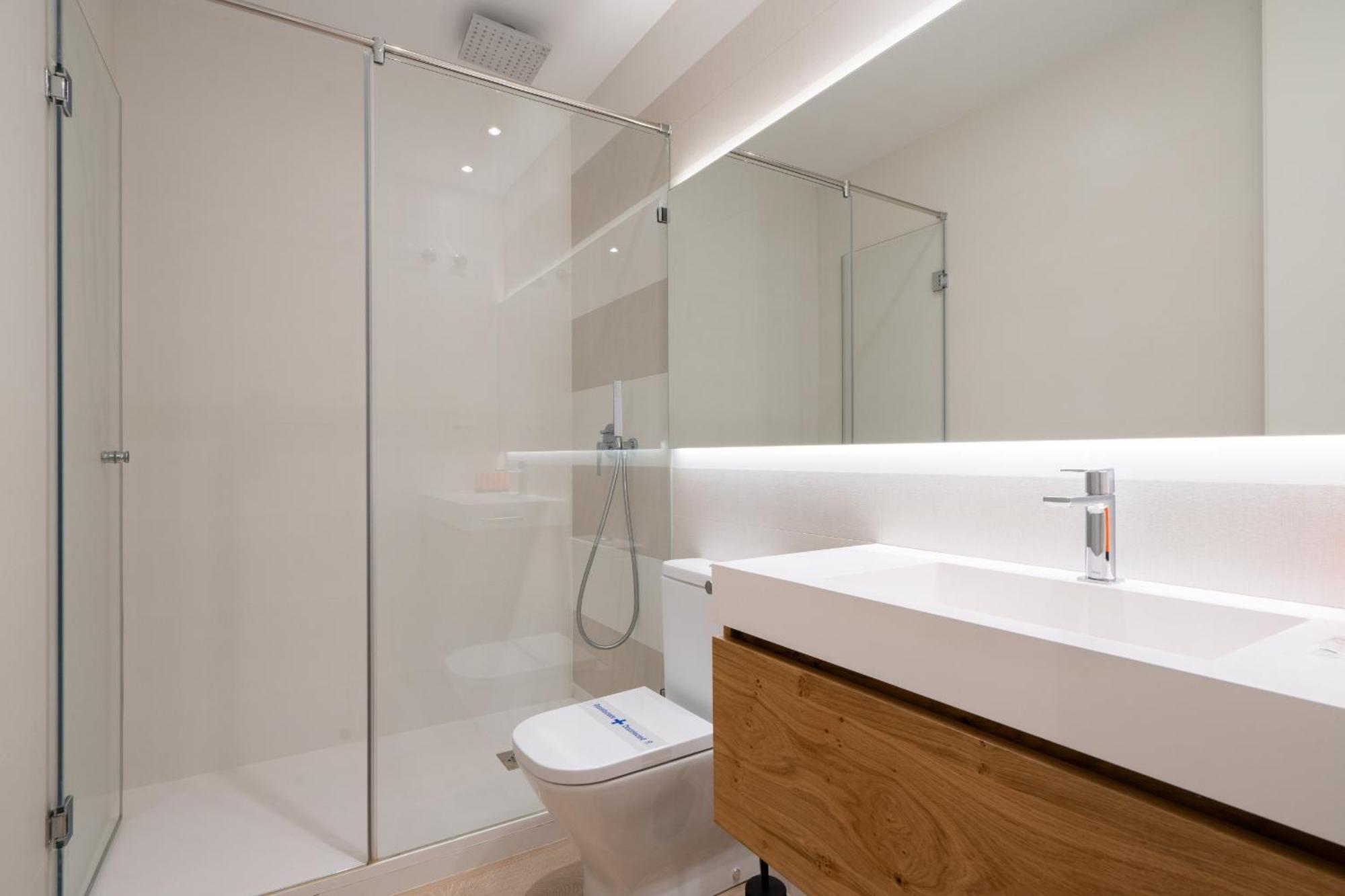 Apartamento Reformado De Lujo En Gran Via Daire Madrid Dış mekan fotoğraf