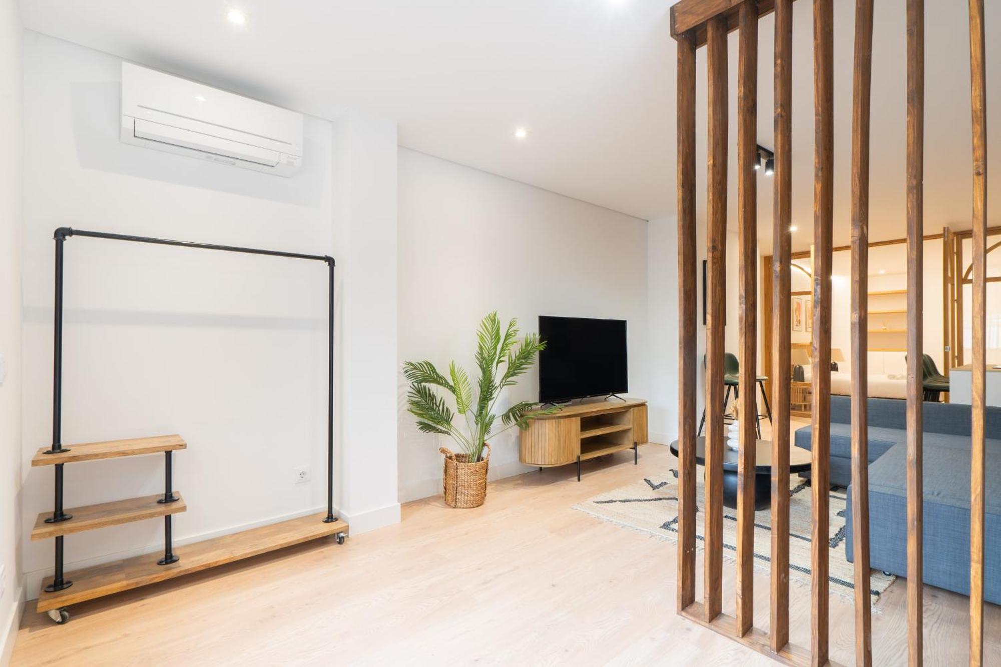 Apartamento Reformado De Lujo En Gran Via Daire Madrid Dış mekan fotoğraf