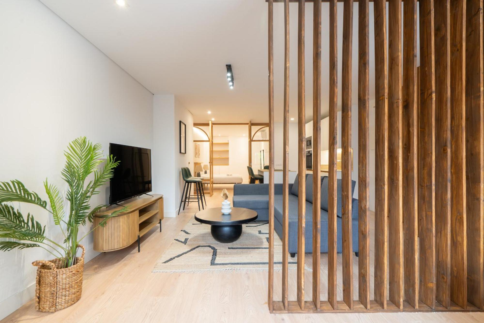Apartamento Reformado De Lujo En Gran Via Daire Madrid Dış mekan fotoğraf