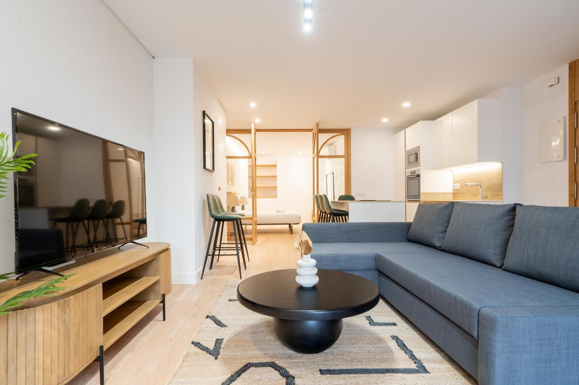 Apartamento Reformado De Lujo En Gran Via Daire Madrid Dış mekan fotoğraf